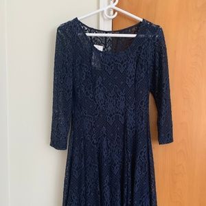 Never worn beautiful lace dress